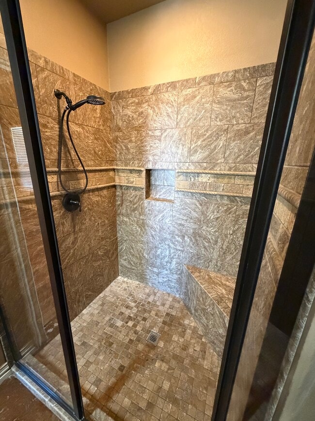 Building Photo - 182 Raymonds Wy