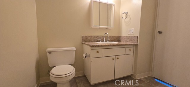 Building Photo - 260 W Shady Grove Dr