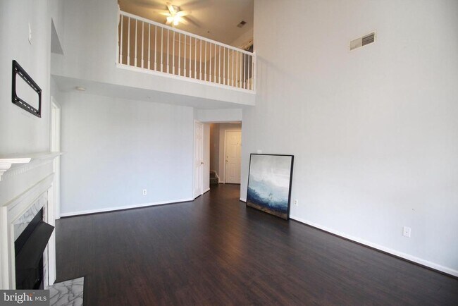 Building Photo - 46598 Drysdale Terrace