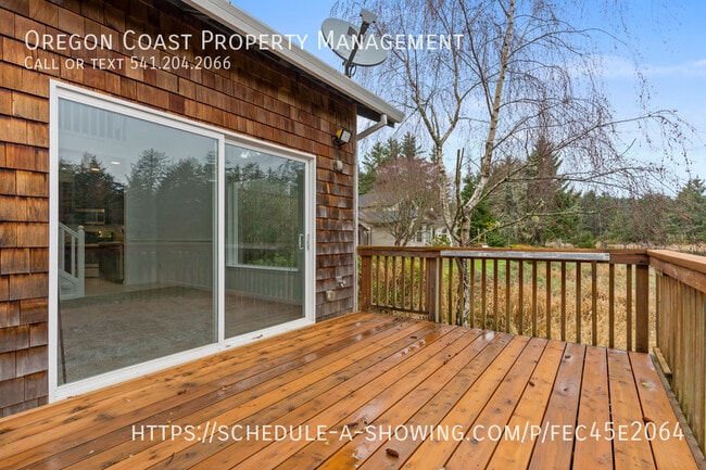 Building Photo - 4626 SE 51st St