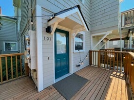 Building Photo - 631 N Garden St