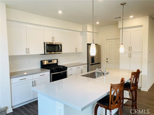 Building Photo - 1449 Laurelwood Dr