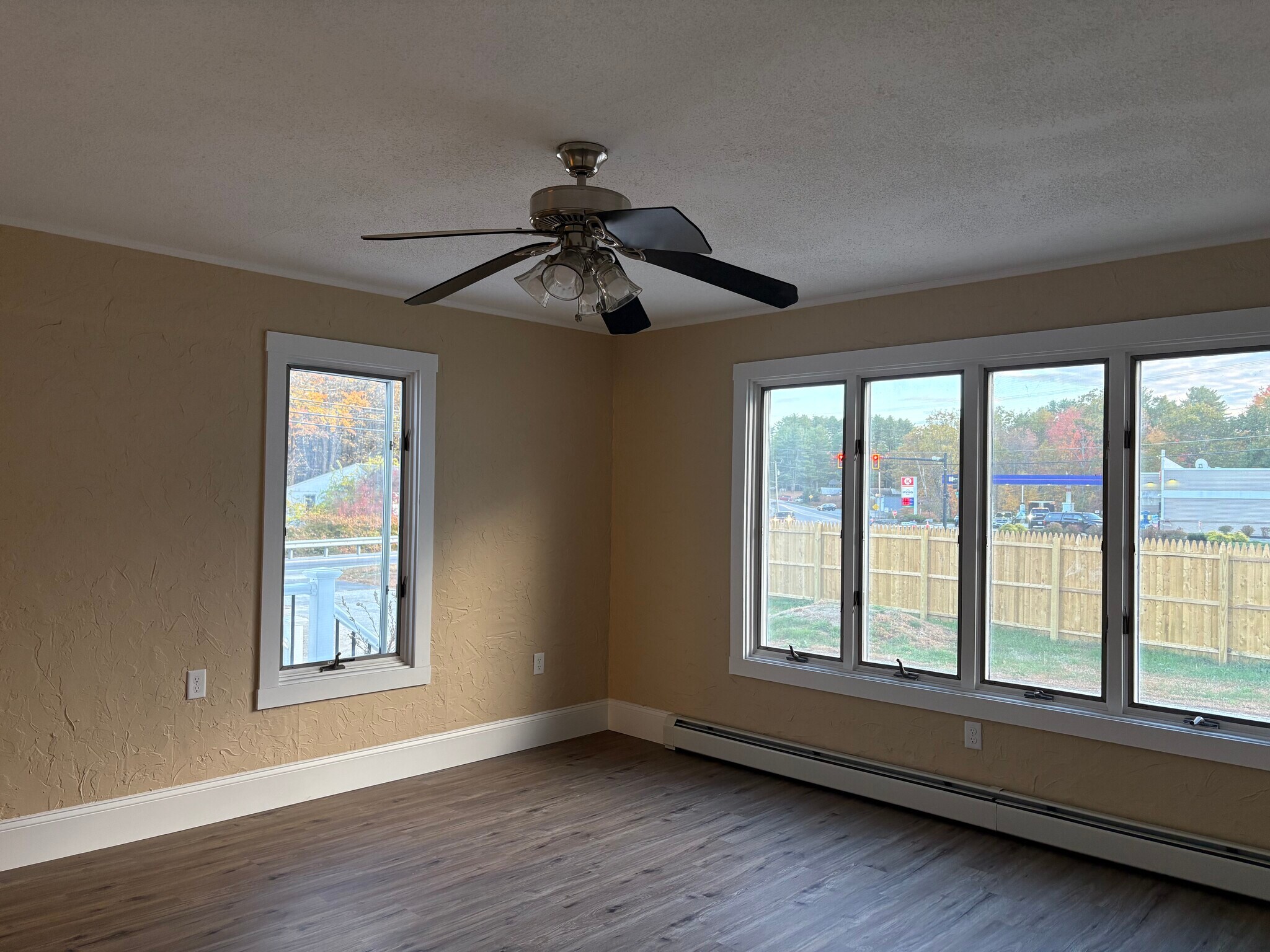 Building Photo - 261 Shaker Rd