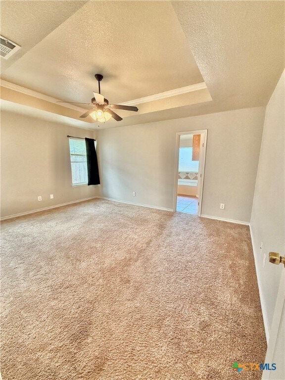 Building Photo - 2409 Vernice Dr