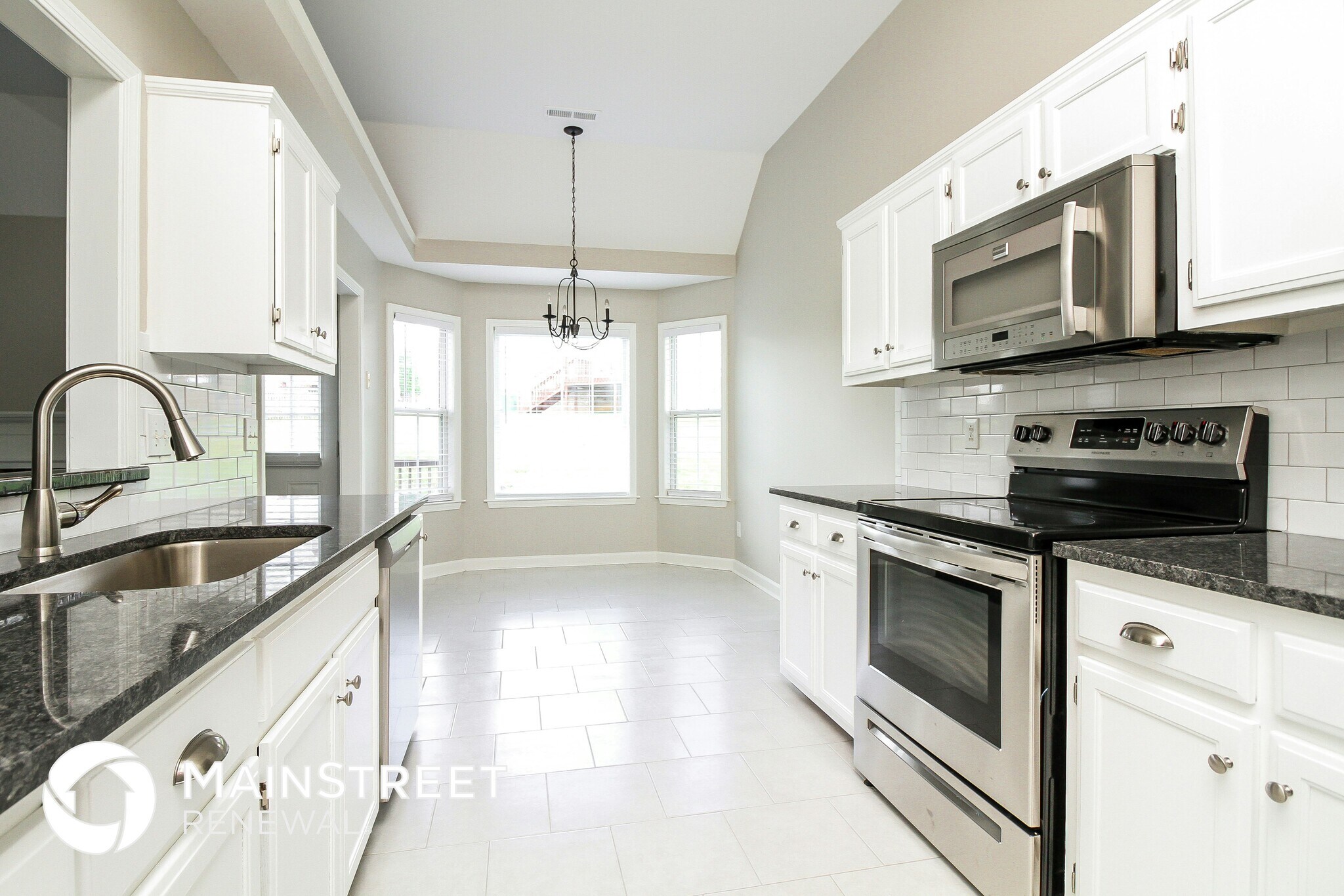 Building Photo - 2737 Aston Woods Ln
