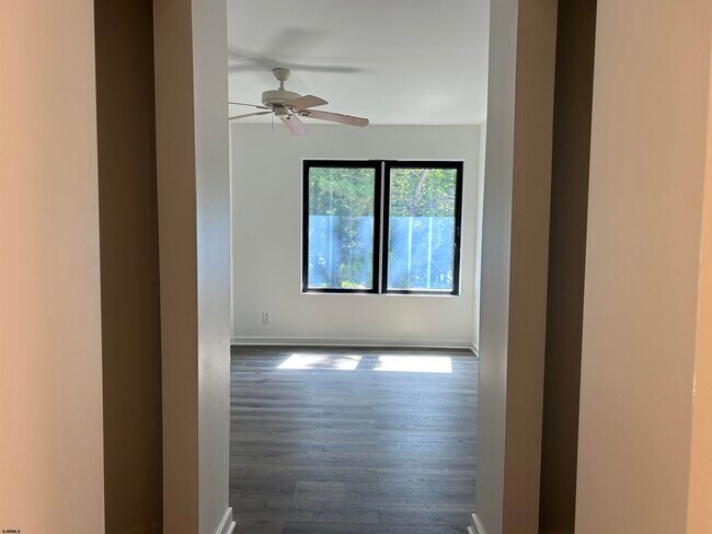 Building Photo - 20 Tilton Club