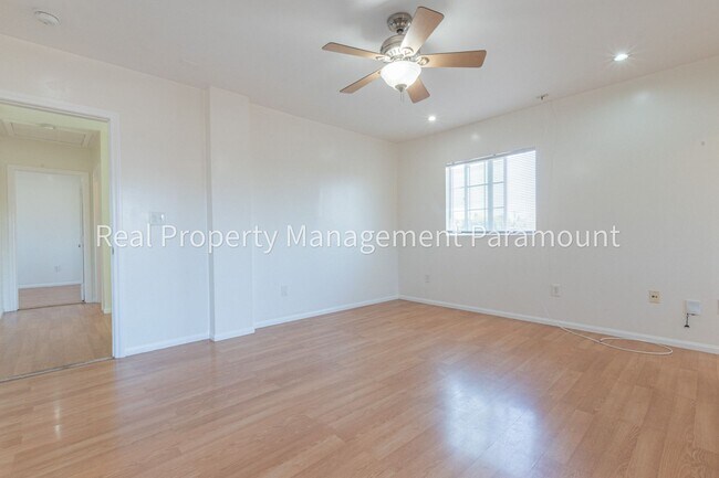 Building Photo - 3248 W 111th St