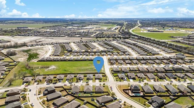 Building Photo - 230 Park Ave