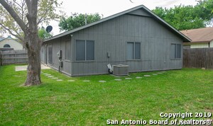 Building Photo - 9826 Meadow Br