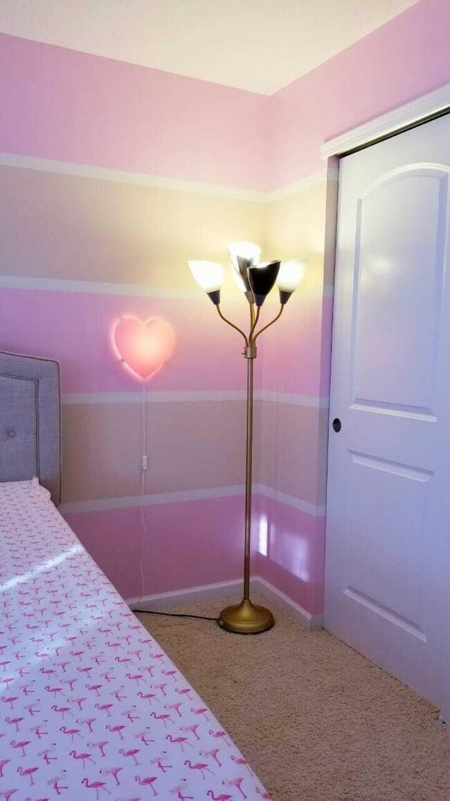 Building Photo - 336 Braxton St