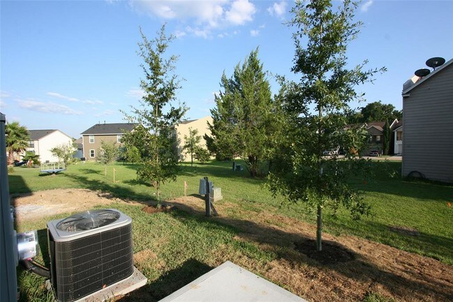 Building Photo - 140 Capetown Cir