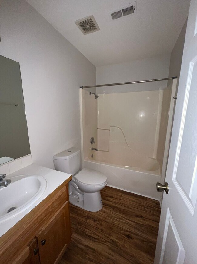 Building Photo - 428 Kays Ln