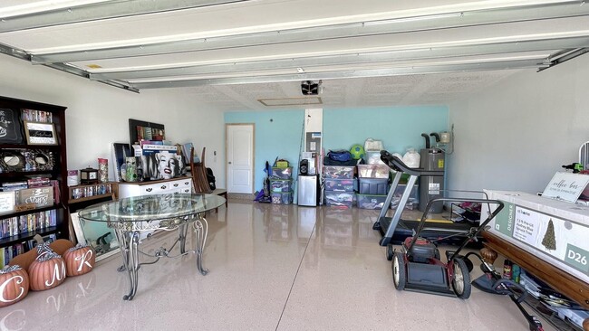 Building Photo - 2314 Pebble Point Dr