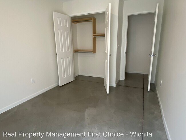 Building Photo - 3 br, 2 bath House - 1707 N Grove