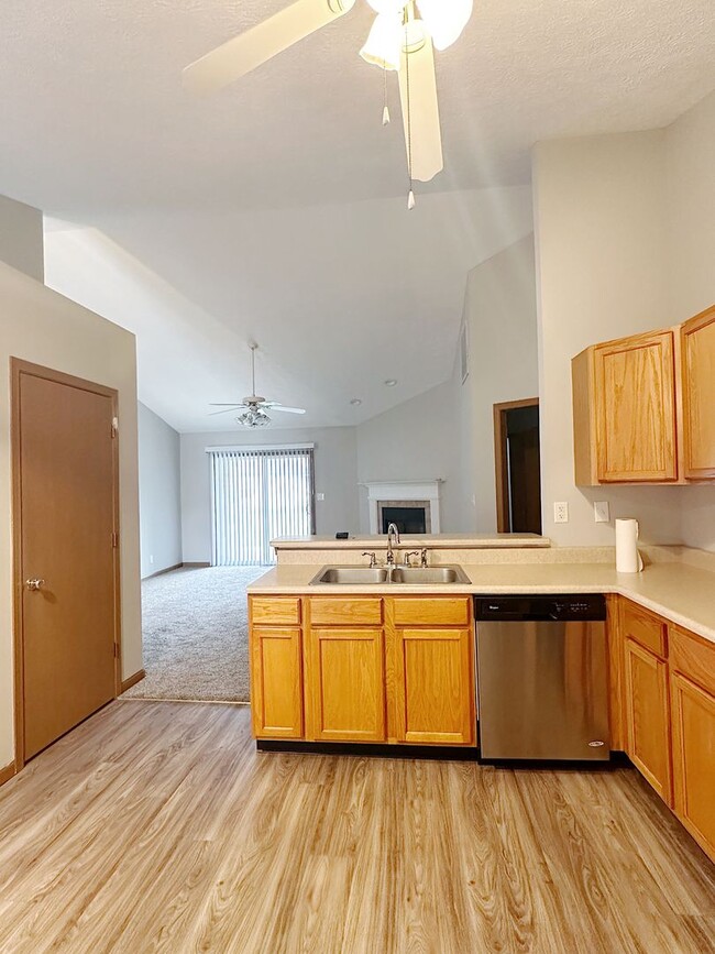 Building Photo - Spacious 2-Bed, 2-Bath Duplex with Attache...