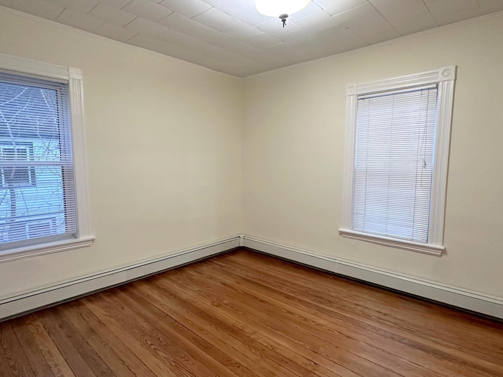 Building Photo - 36 Princeton St