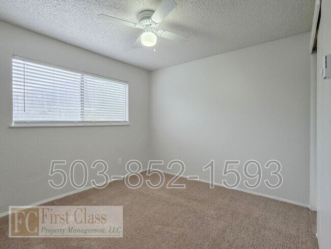 Building Photo - 1334 NE 186th Ave