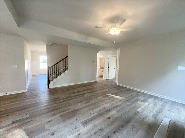 Building Photo - 284 Fox Crk Dr