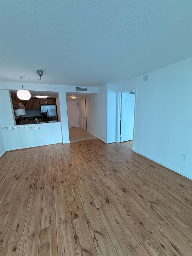 Building Photo - 2101 Brickell Ave