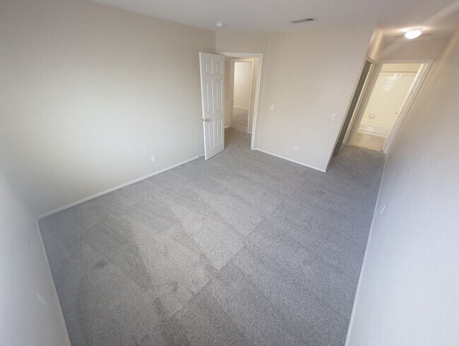 Building Photo - 8408 Stoney Bluff Ave