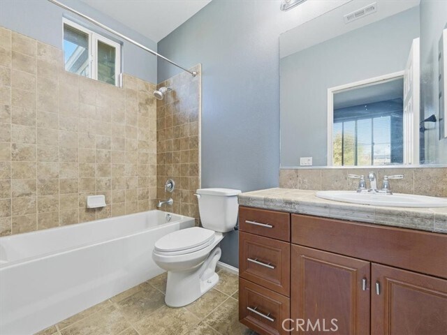 Building Photo - 2947 Gilbert Ave