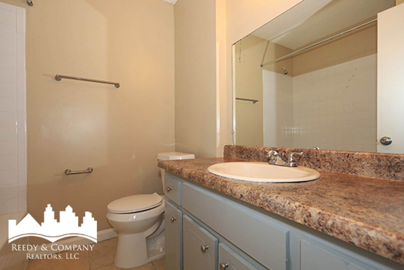 Building Photo - 3095 Normandy Dr