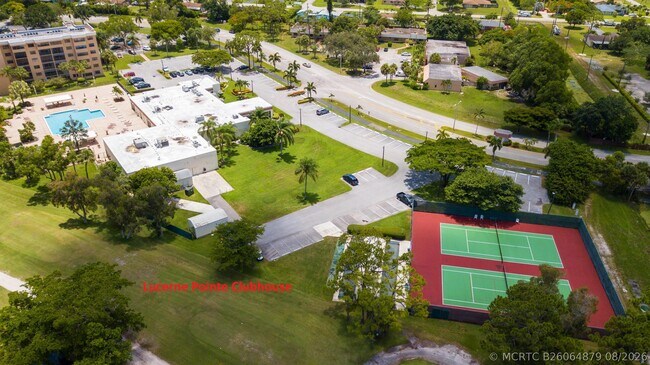 Building Photo - 7593 Tahiti Ln