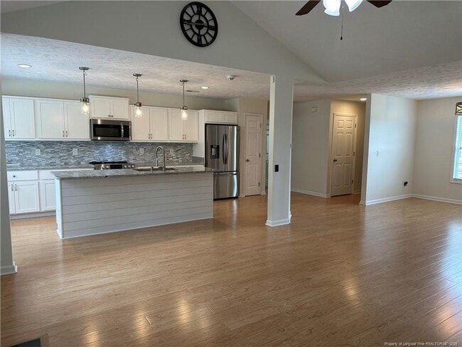 Building Photo - 1673 Kershaw Loop