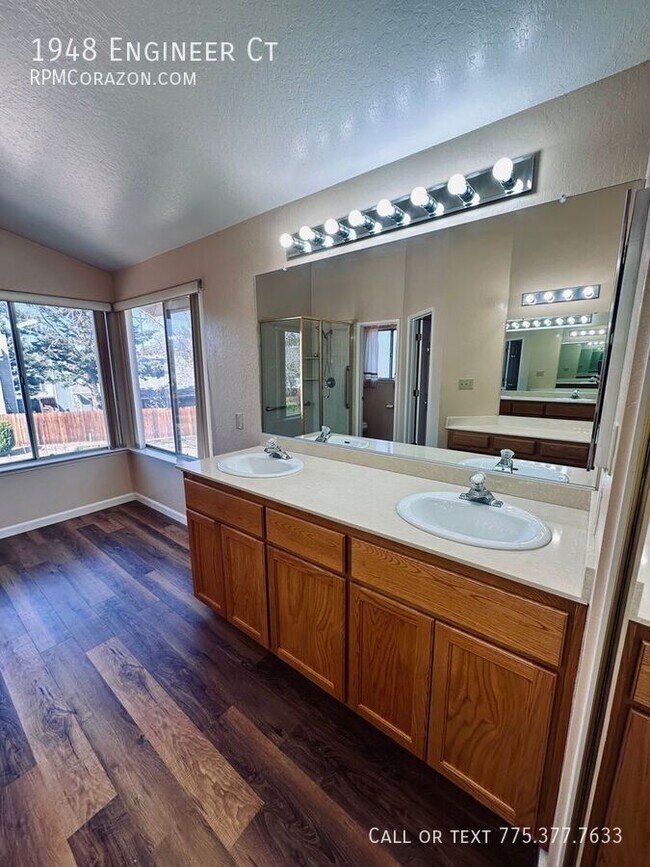 Building Photo - 1948 Engineer Ct