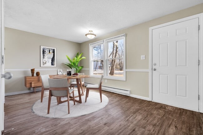 Coach Lantern - Coach Lantern Apartments, LLC