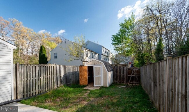 Building Photo - 2502 Regal Pl