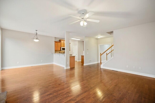 Building Photo - 961 College Pl Ct NW