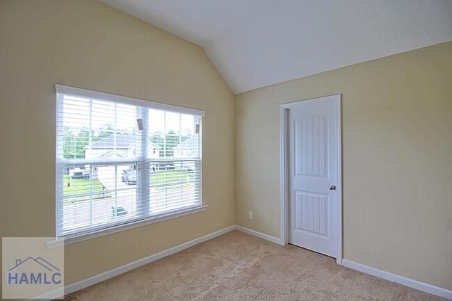 Building Photo - 1091 Marne Blvd