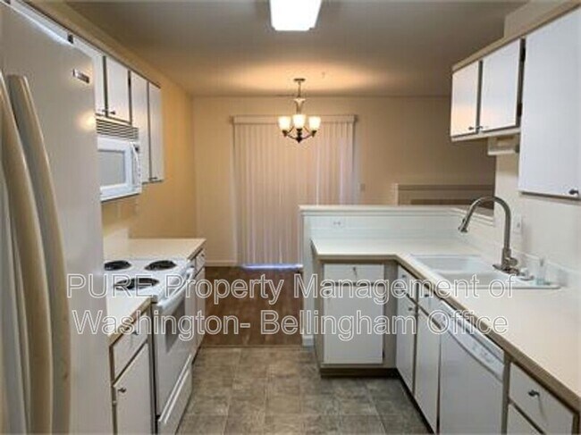 Building Photo - 1430 W Casino Rd