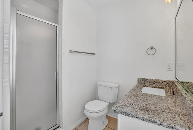 Building Photo - 3220 Preston Dr