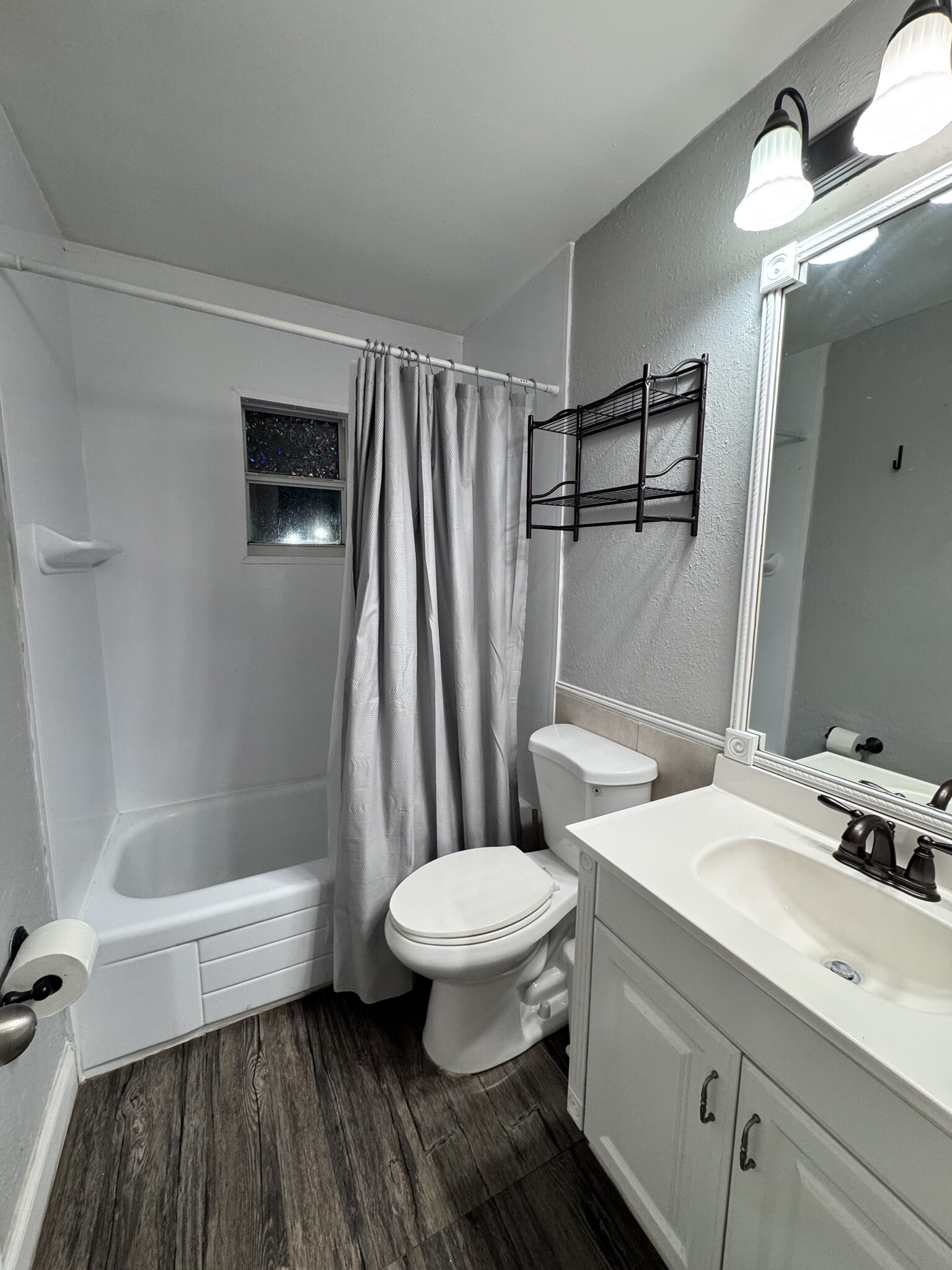 Bathroom - 7724 Brettonwood Dr