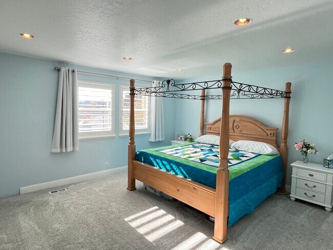 Building Photo - 3934 Bingham Creek Dr