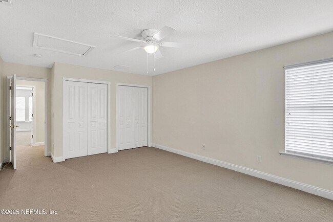 Building Photo - 1761 Highland View Dr