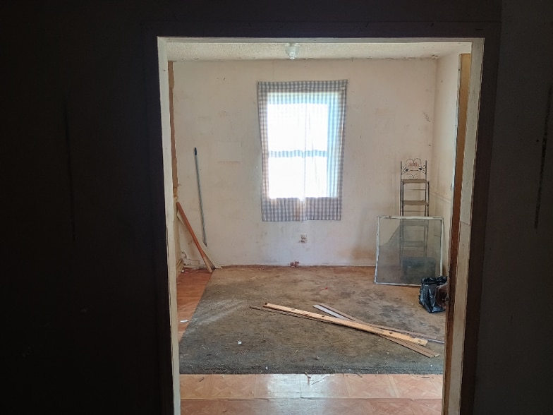 Building Photo - 1307 2nd St