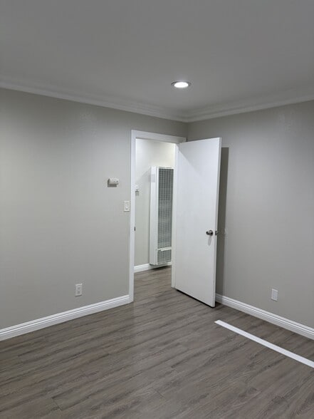 Building Photo - 838 Coriander Dr