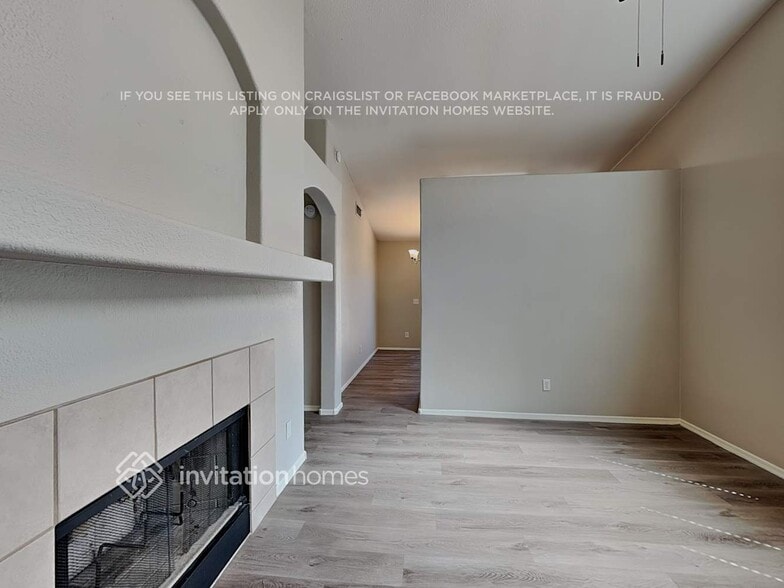 Building Photo - 16507 N 69th Ave