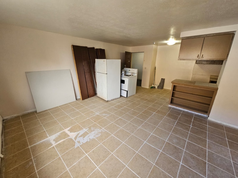 Building Photo - 1885 Taylor Rd