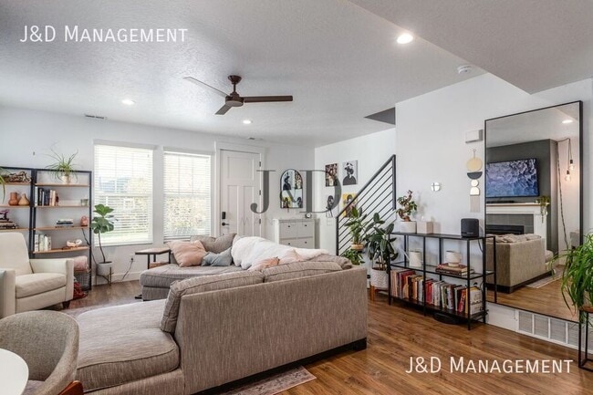 Building Photo - 10566 S Oquirrh Lk Rd