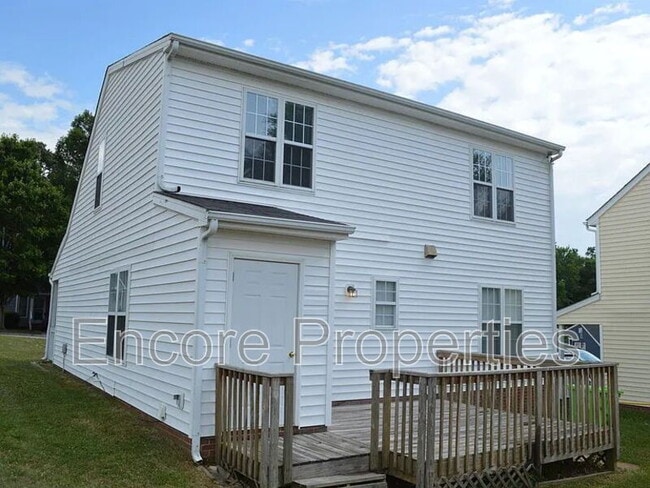 Building Photo - 1961 Talamore Ct