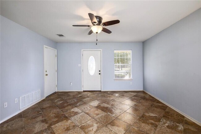 Building Photo - 12808 Chime Dr