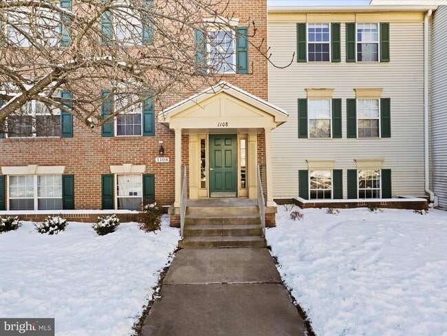 Building Photo - 1108 Huntmaster Terrace NE