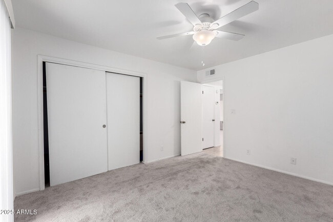 Building Photo - 1265 N La Montana Dr