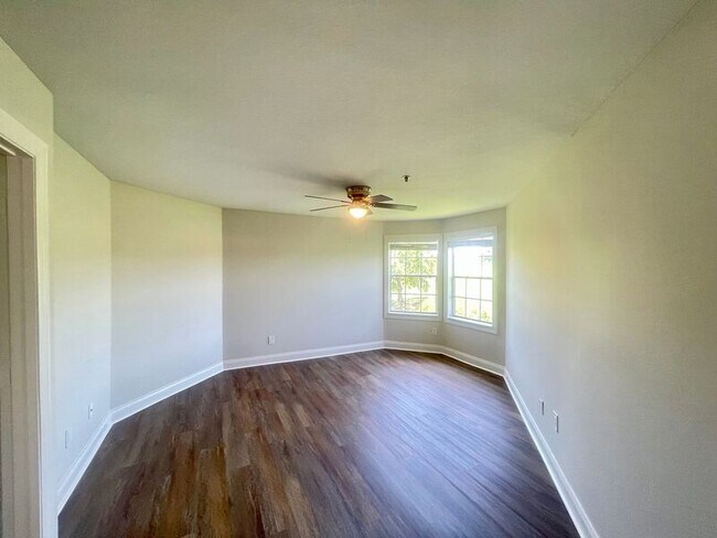 Building Photo - 7310 Westpointe Blvd