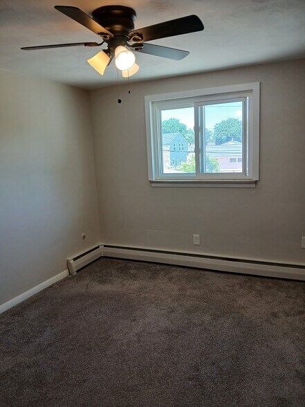 Bedroom 1 - 40 Mallory Rd