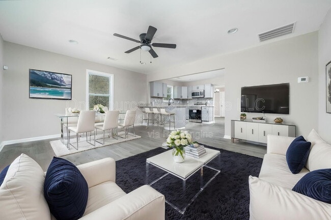 Building Photo - 665 S Eugenia Pl NW